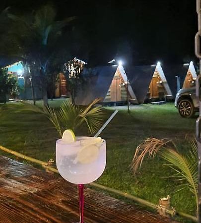 Piratas Cabanas Camping Bar Parati-Mirim Eksteriør bilde